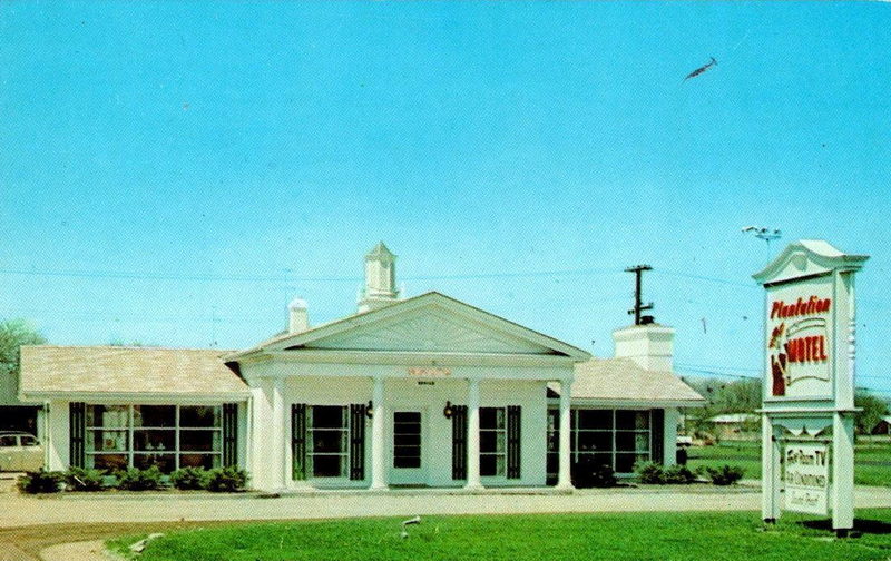 Planatation Motel (Best Value Inn) - Postcard (newer photo)